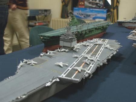 picture of a carrier by Chris Ravenstijn