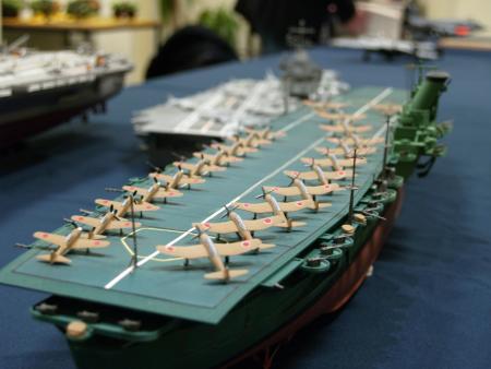 picture of a carrier by Chris Ravenstijn