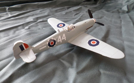 Starboard side view of completed kit